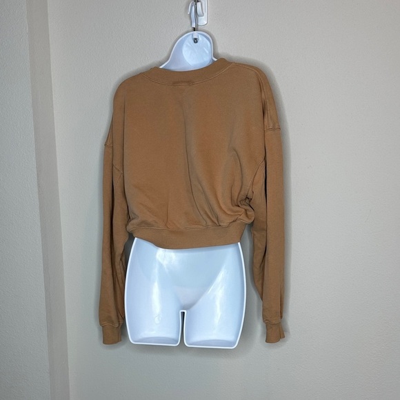 Aerie Camel V-Neck Cropped Sweatshirt - Picture 3 of 4